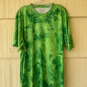 Huk Men's Vibrant Green Short Sleeve Fishing Tee